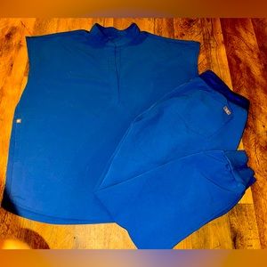 FIGS Jogger Scrub Set